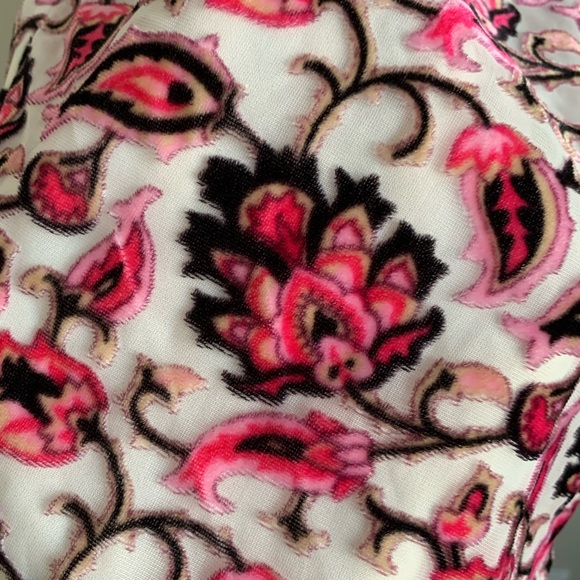 ❌NOT FOR SALE❌MONIQUE LHUILLIER Floral VelvetDress - Picture 12 of 16